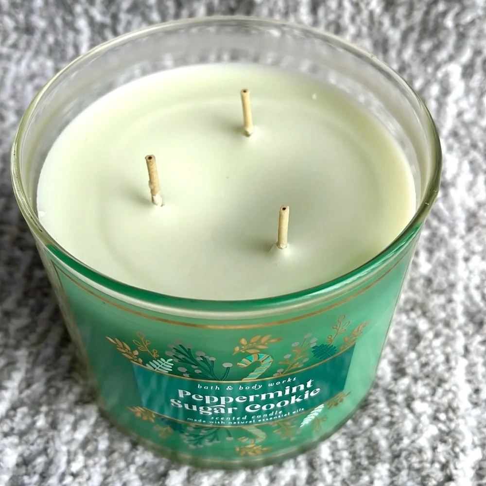 Bath & Body Works Peppermint Sugar Cookie Candle